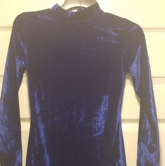 Royal Blue Light Velvet dress - Picture 3 of 6